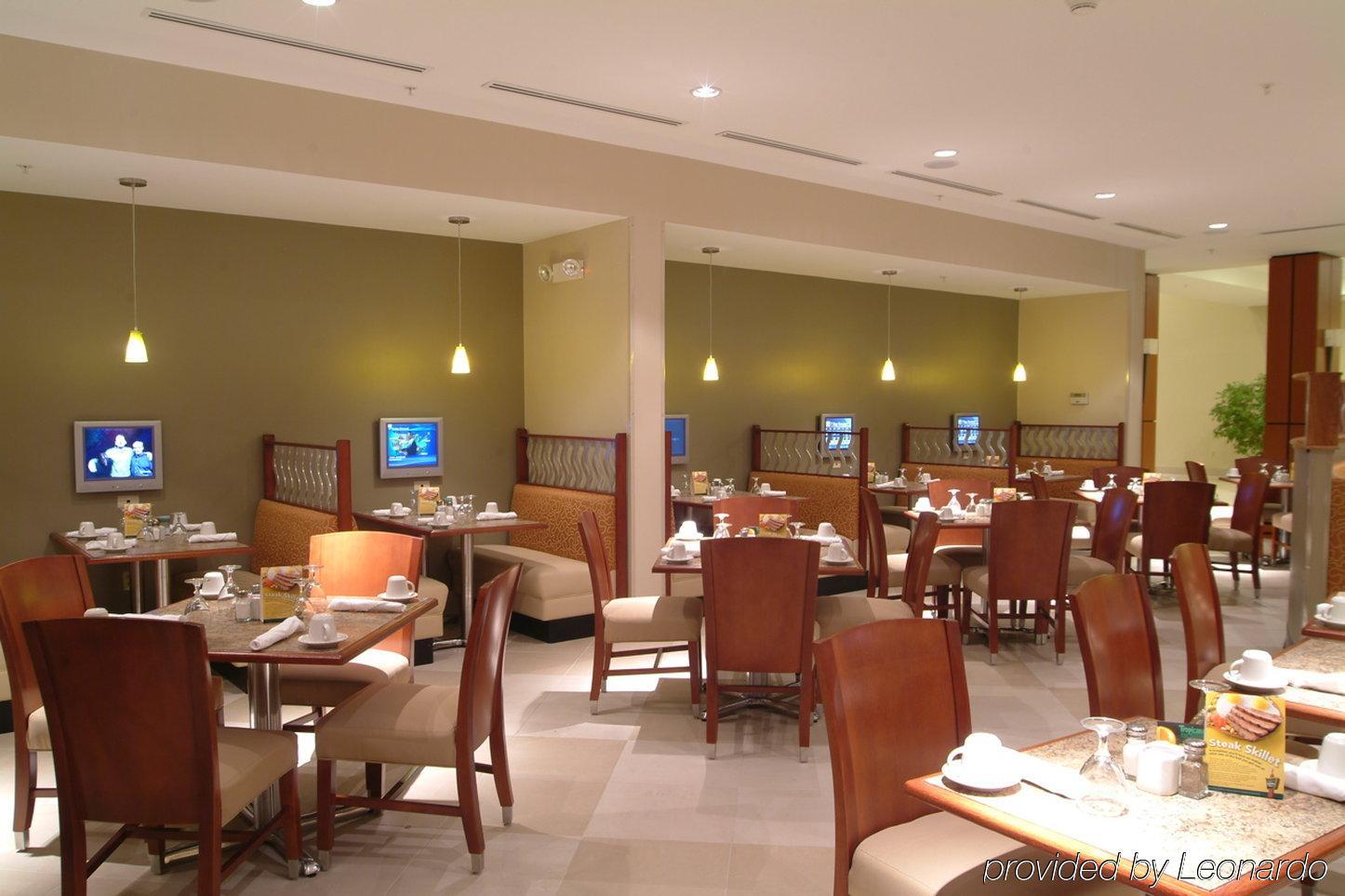 桑蒂假日酒店 餐厅 照片